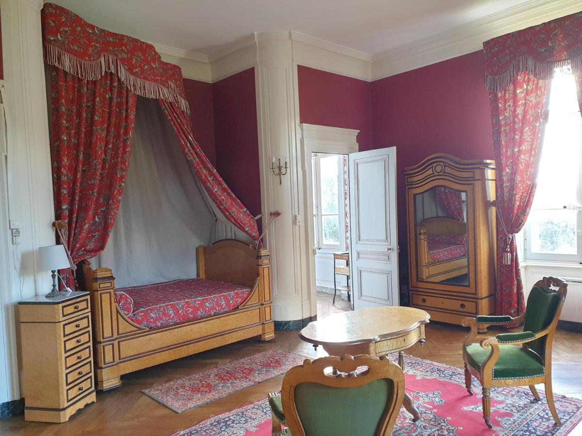Chateau De Saint Bonnet Les Oules מראה חיצוני תמונה